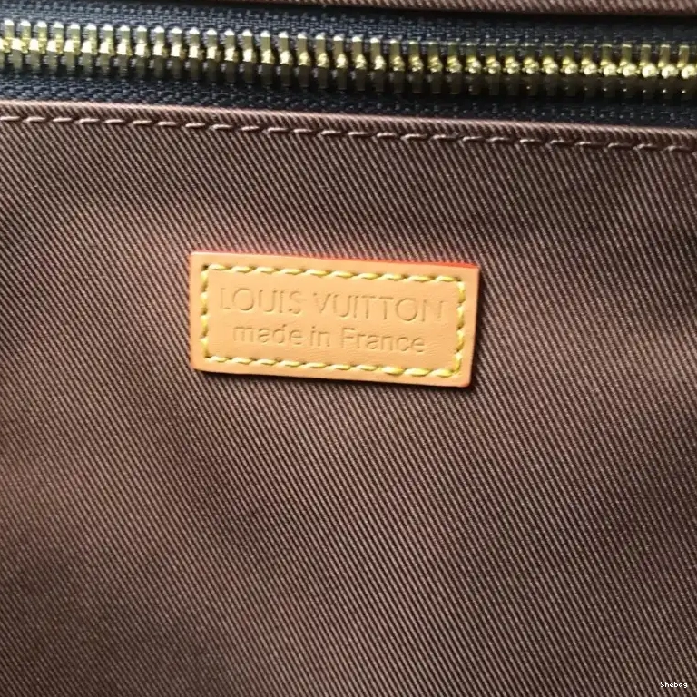 LV 19B57B0001 Bags 0820